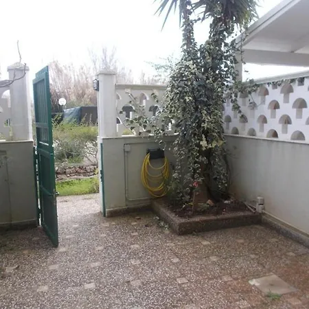 Bilocale Con Giardino Baia By Nonsolomare Vacanze Srlu *