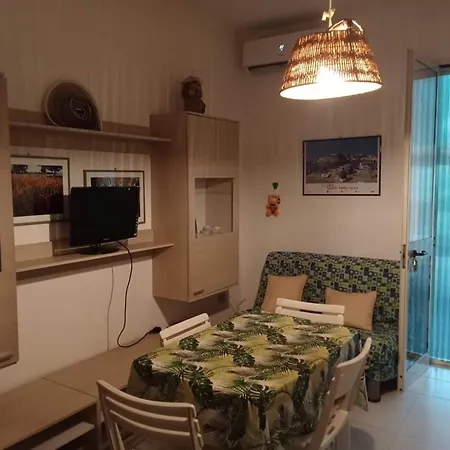 Апартаменты Bilocale Con Giardino Baia By Nonsolomare Vacanze Srlu Галлиполи